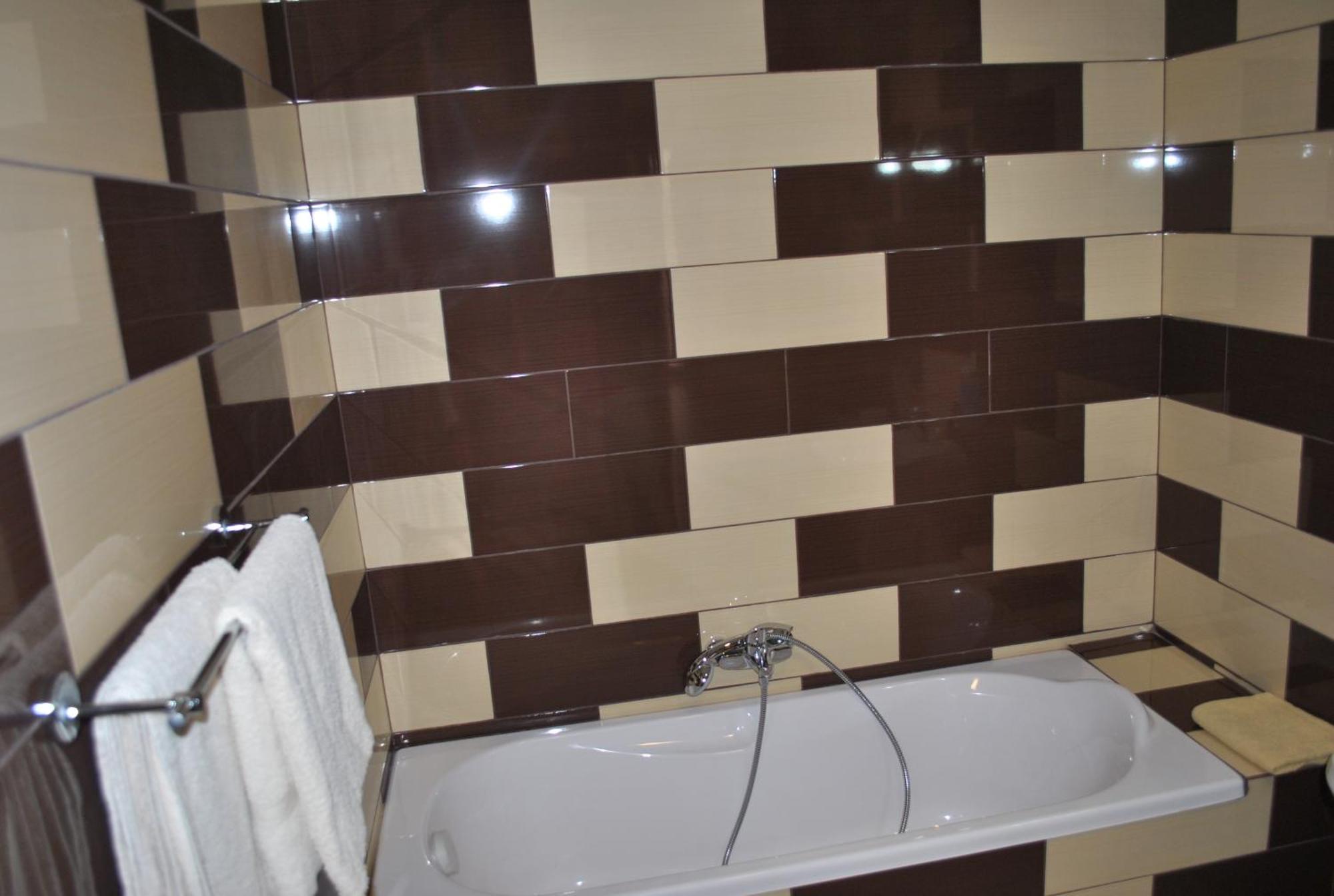 Hotel Taverna Pecicana Zewnętrze zdjęcie