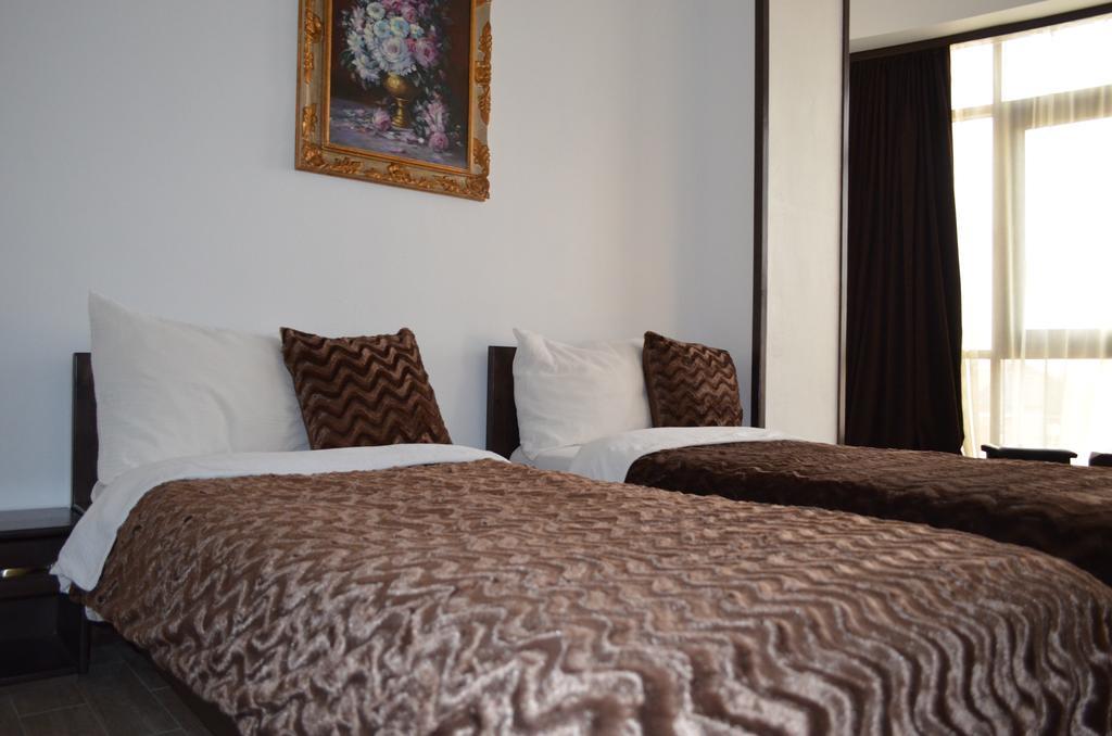 Hotel Taverna Pecicana Zewnętrze zdjęcie