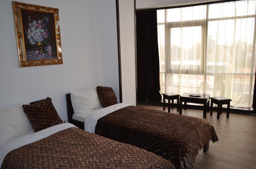 Hotel Taverna Pecicana Zewnętrze zdjęcie